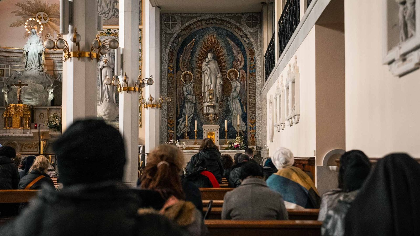 Chapel of Our Lady of the Miraculous Medal, Paris
