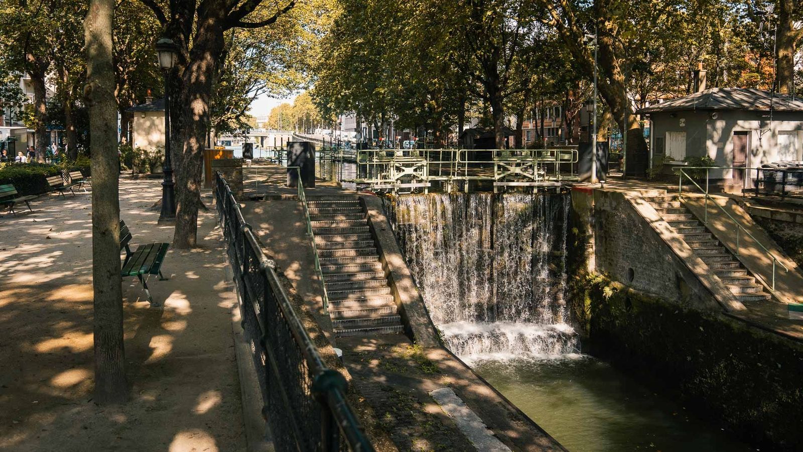 Canal Saint Martin, Paris Canal Saint Martin, Paris