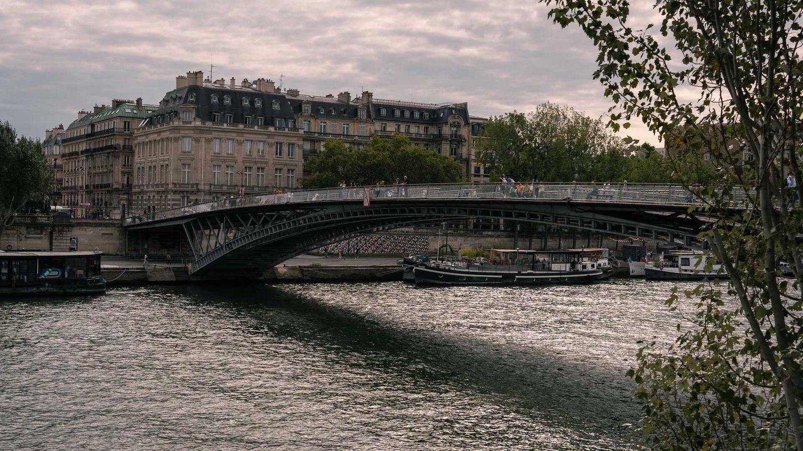 Passerelle Léopold-Sédar-Senghor Paris