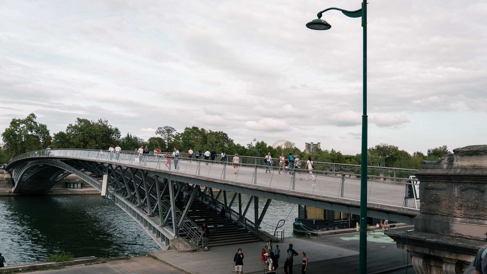 Passerelle Léopold-Sédar-Senghor Paris