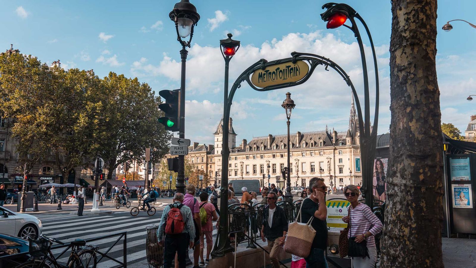 Place Saint Michel, Paris Place Saint Michel, Paris