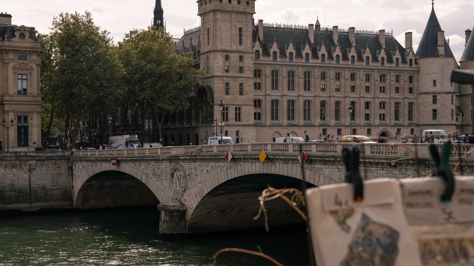 Pont au change, Paris Pont au change, Paris