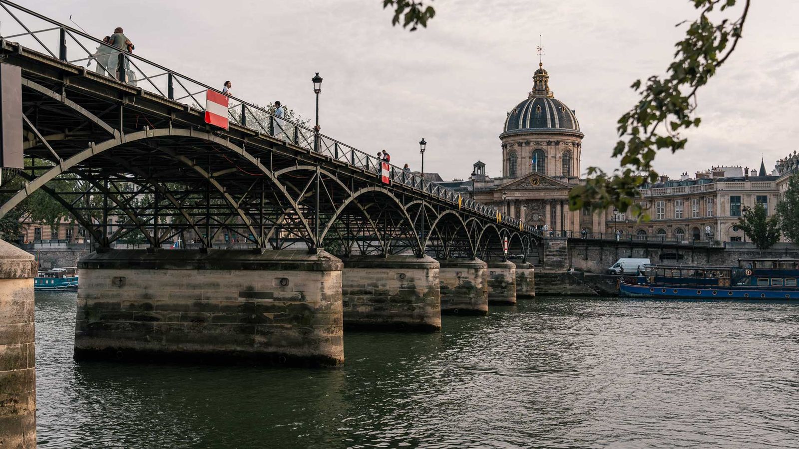 Pont des arts, Paris Pont des arts, Paris