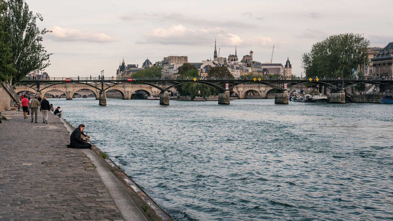 Pont des arts, Paris Pont des arts, Paris