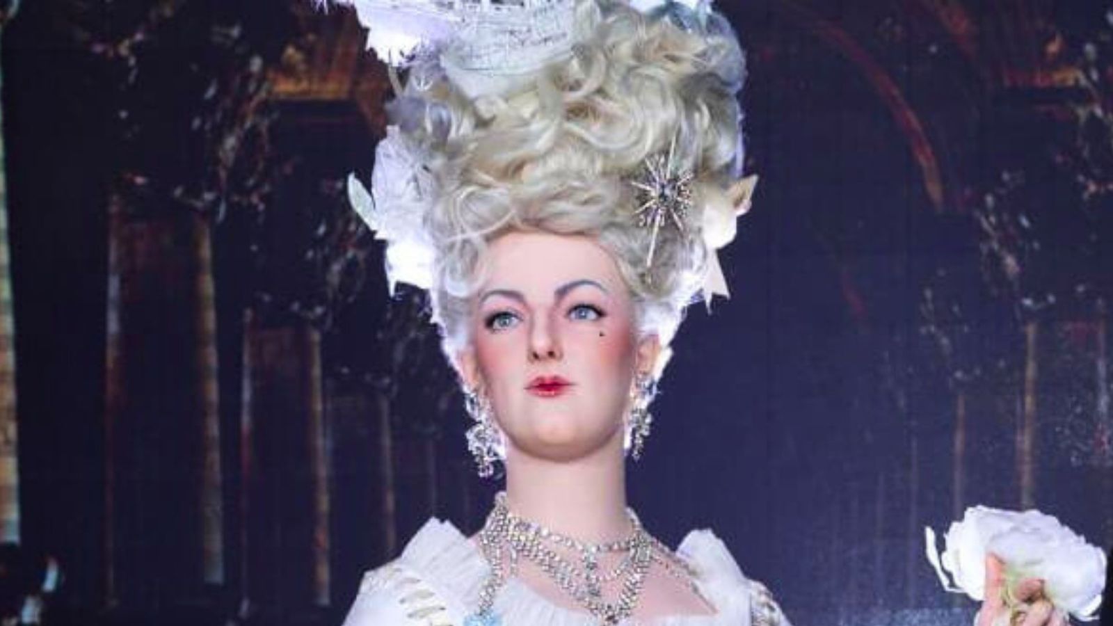 Marie Antoinette wax at Musee Grevin in Paris