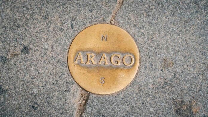 Arago Medallions of Paris