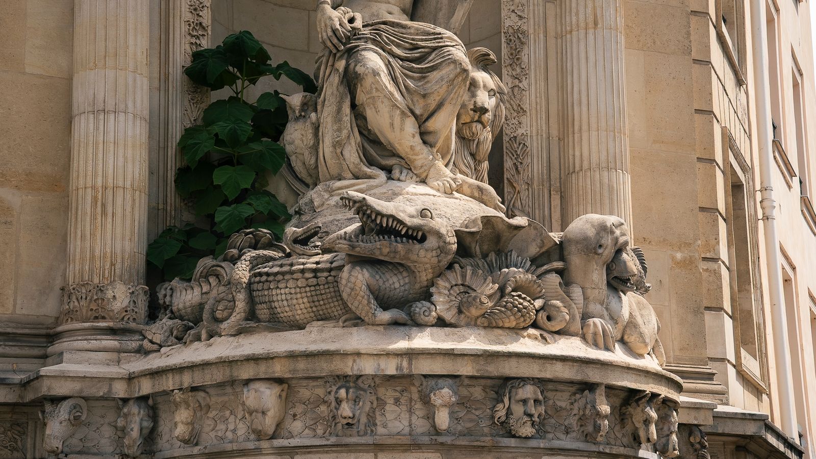 fontaine Cuvier, Paris